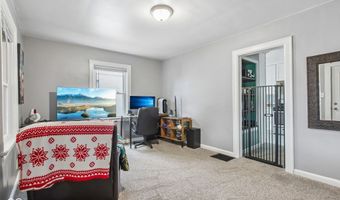 137 N 4th Ave, Beech Grove, IN 46107