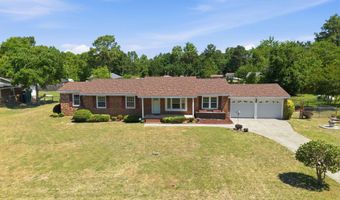 122 Forest Dr, Aberdeen, NC 28315