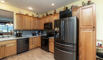 15053 Dutchman Way, Apple Valley, MN 55124