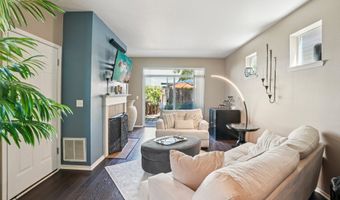 20621 SW ROSEMOUNT St, Beaverton, OR 97078