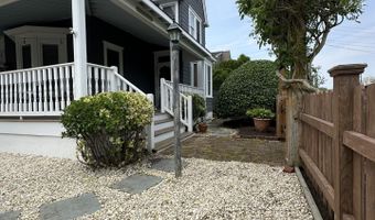 310 N Atlantic Ave, Beach Haven, NJ 08008