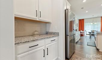 39 Hanging Leaf Ct, Blythewood, SC 29016
