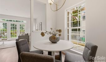1514 Sylvia Ct, Charlotte, NC 28205