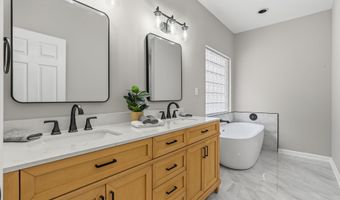 117 KENSINGTON Ln, Alabaster, AL 35007