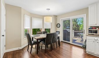 40032 N Trevino Ln, Antioch, IL 60002