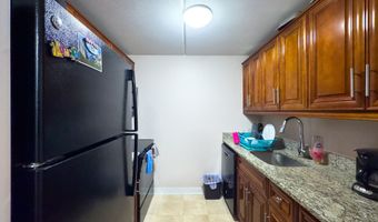 126 Triangle St APT B22, Danbury, CT 06810