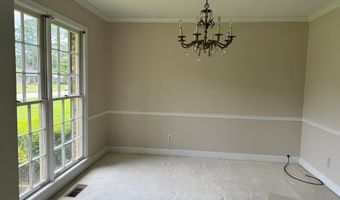 2714 Pine Manor Ln, Albany, GA 31721