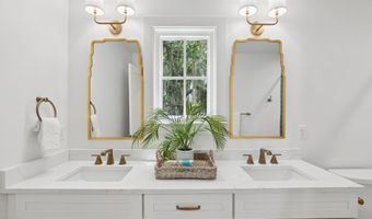 608 Pilot St, Beaufort, SC 29902