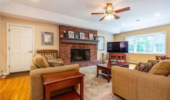 65 Walnut Dr, East Greenwich, RI 02818