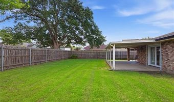 402 AVENUE A, Belle Chasse, LA 70037