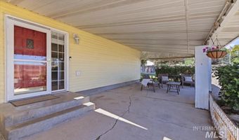 806 W Logan St, Caldwell, ID 83605