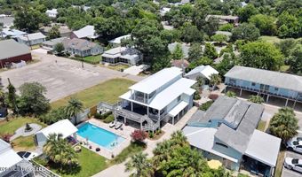 110 State St, Bay St. Louis, MS 39520