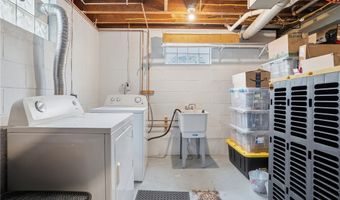 1940 Rhode Island Ave, Aliquippa, PA 15001