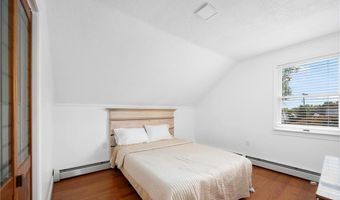 78 Highland Ave, Johnston, RI 02919