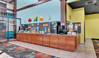 3232 N Summit St, Arkansas City, KS 67005