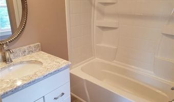 49 Merton Rd 2, Newport, RI 02840