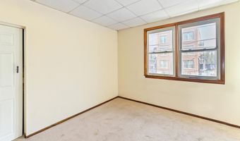 98 W 49TH St, Bayonne, NJ 07002