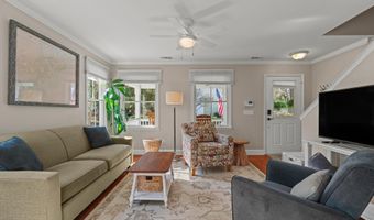 1307 Broad St, Beaufort, SC 29902