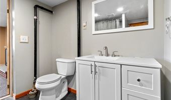 193 Fairway Dr, Akron, OH 44333