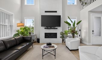 1100 HEWES St, Ambler, PA 19002