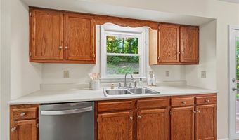 627 Woodland Cir, Asheboro, NC 27203