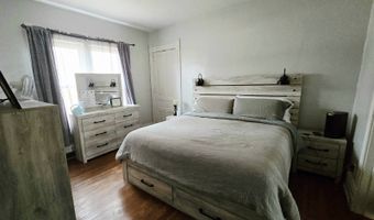 211 N. Main St, Alexis, IL 61412