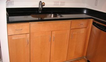 1205 N GARFIELD St 206, Arlington, VA 22201