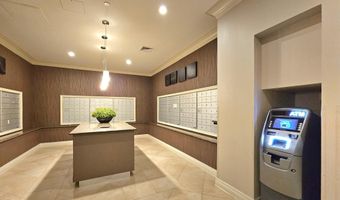 2451 MIDTOWN Ave 219, Alexandria, VA 22303