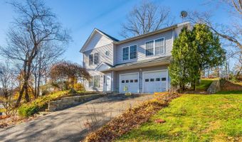 173 Anton Dr, Bridgeport, CT 06606