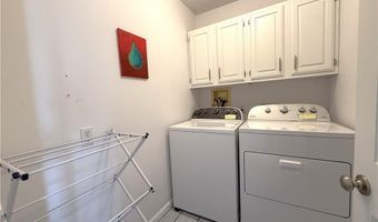 20 Morrison Ave, Middletown, RI 02842