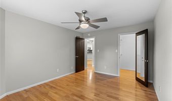 178 Cascade Circle Dr, Ballwin, MO 63021