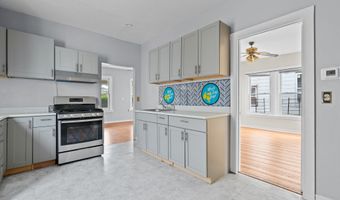 651 Iranistan Ave, Bridgeport, CT 06605