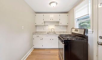 42 Neillian St 42, Bedford, MA 01730