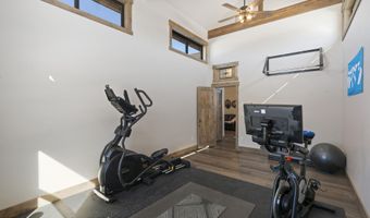 440 STRAWBERRY HILLS Dr, Bedford, WY 83112
