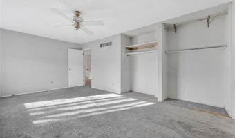 3 Newfield Ct, Ballwin, MO 63011