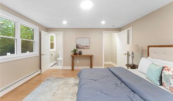 75 Walnut Rd, North Kingstown, RI 02852