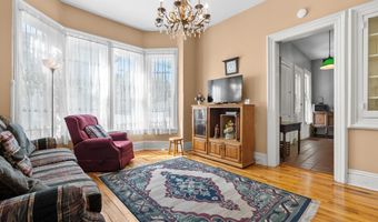 215 N Cedar St, Allegan, MI 49010