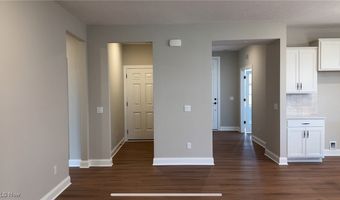 913 Arthur Trl, Aurora, OH 44202