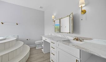 50 BEACH COTTAGE Ln, Atlantic Beach, FL 32233