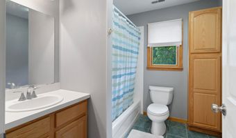 629 Lloyd Rd, Aberdeen, NJ 07747
