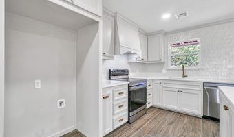 1608 Truman Dr, Altus, OK 73521