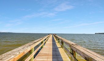 7002 CHANNEL VILLAGE Ct 101, Annapolis, MD 21403