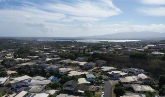 99-822 Nahiolea St, Aiea, HI 96701