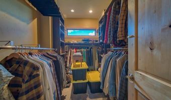 22 Liberty Ln, Cody, WY 82414