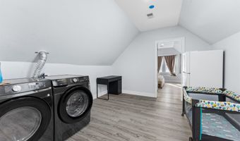 23 OBRIEN Ct 2Nd Floor, Bayonne, NJ 07002