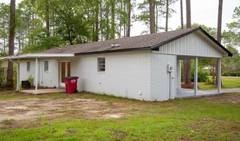 266 Lakeview Dr, Baxley, GA 31513