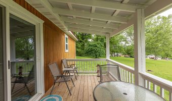 819 E Washington Ave, Ava, MO 65608