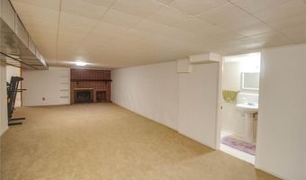 4401 Wedgewood Dr, Alton, IL 62002