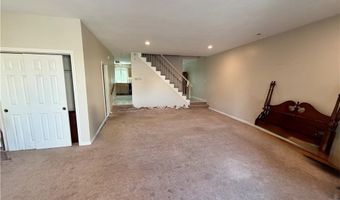 200 Cannon St 126, Cranston, RI 02920