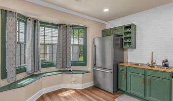 117 E Robinson Pl, Shreveport, LA 71104